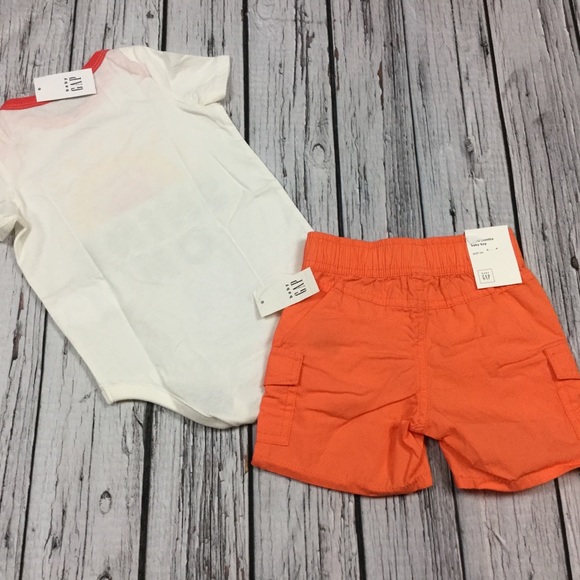 Gap Boys 3 6 Month Sun Top & Orange Shorts Outfit - Picture 4 of 4